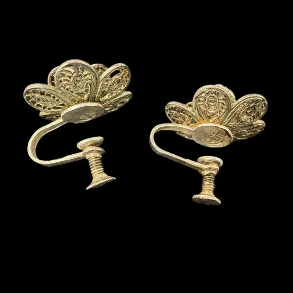 Vintage MADE IN MEXICO Sterling Silver Filigree Flower Cluster Earrings Screw On - Picture 3 of 6